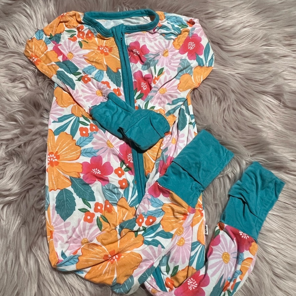 Beach Blooms Zippy by Little Sleepies